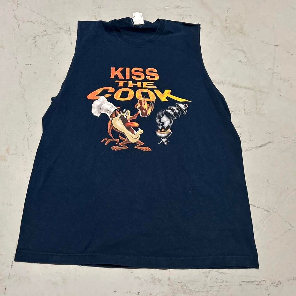 Looney Tunes Tasmanian Devil “Kiss The Cook” Sleeveless T-Shirt (1999)